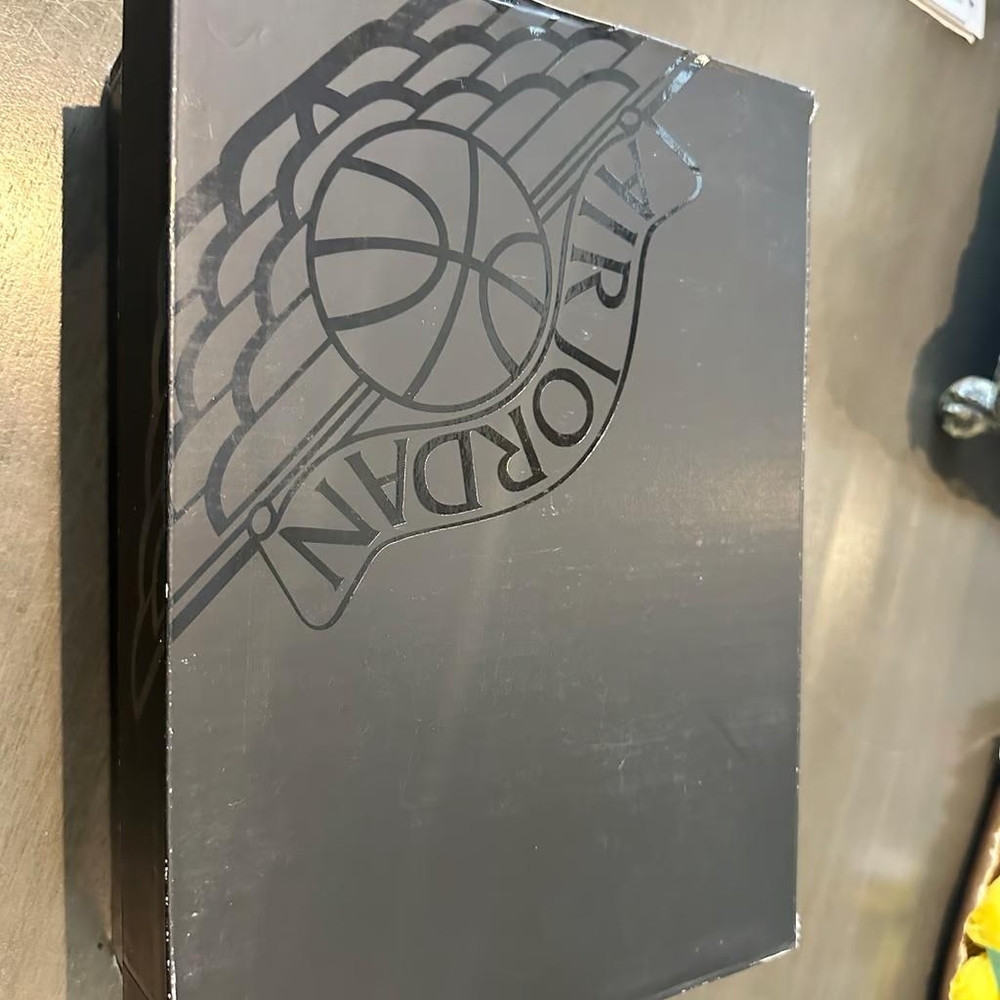 Jordan 1 Space Jam - Picture 5 of 7